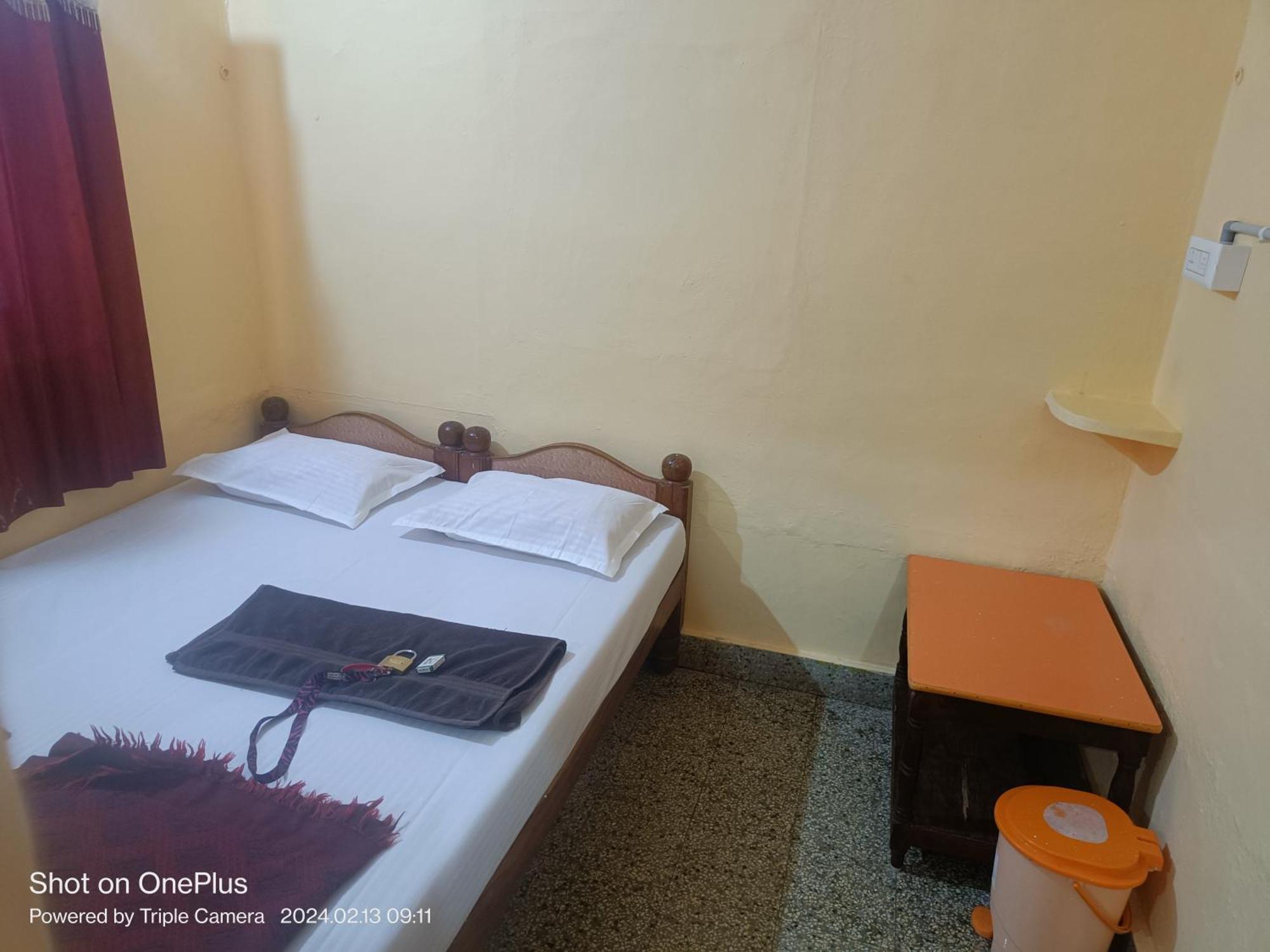 Vicky'S Home Stay Hampi Exterior photo